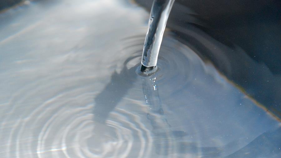 Conduites sanitaires synthétiques : risque de développement de légionelles?