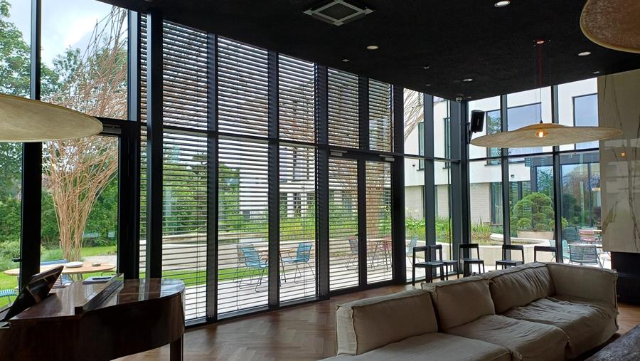 Schiffeleers Glas a fourni les menuiseries extérieures d'une maison de retraite de luxe