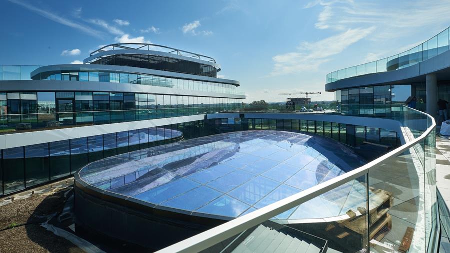 Groven+: des applications de menuiserie en aluminium de haute qualité