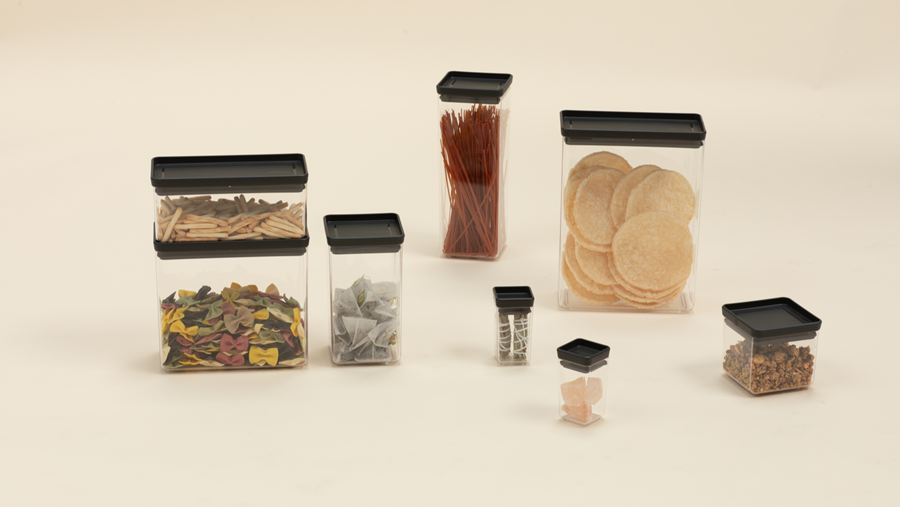 Un assortiment de produits de stockage rentable