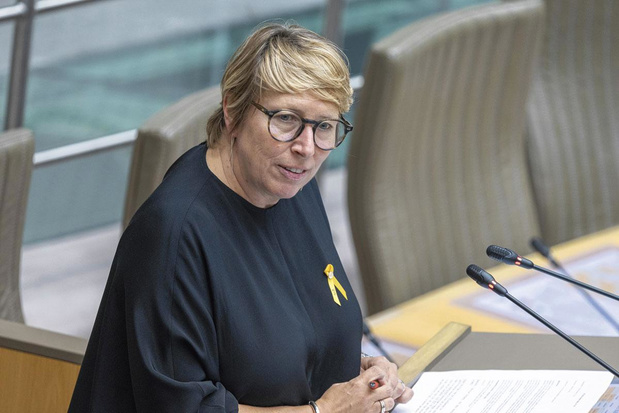 Caroline Gennez stelt eerste beleidsnota voor 