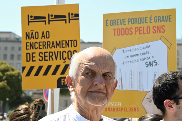 Les médecins portugais font 48 heures de grève pour de meilleurs salaires
