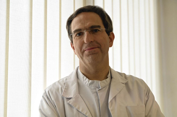 Sous l'empire des tics 