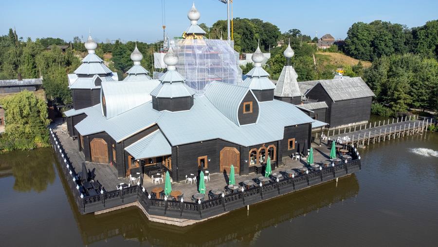 Tectum Group vernieuwt dak in Pairi Daiza