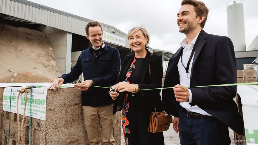 Eerste recyclagelijn voor hennepbeton ter wereld