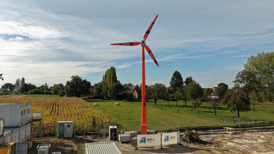 Mobiele windmolen voor de bouwsector