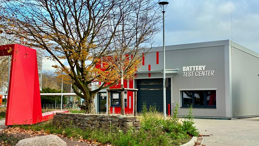 Henkel lanceert reparatieoplossingen voor e-mobiliteit