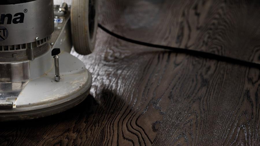 La coloration des sols en bois fait des merveilles