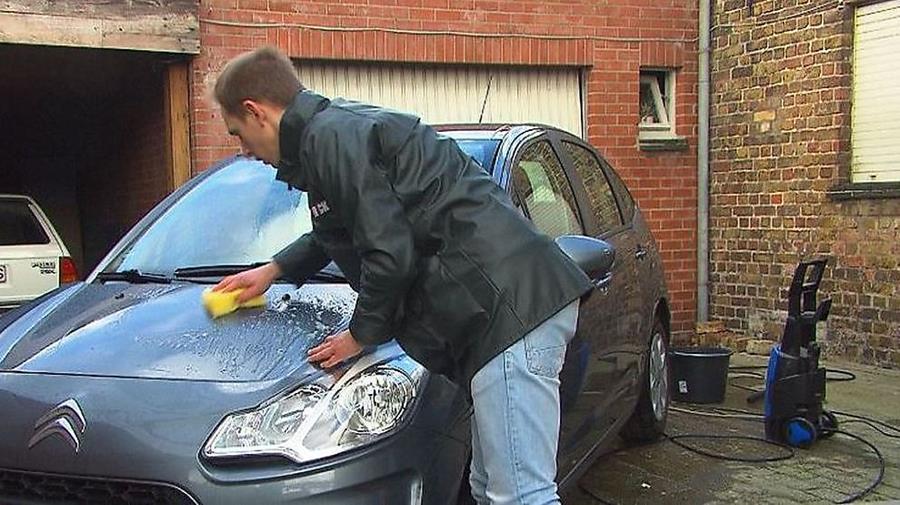 Hoe correct je auto wassen?
