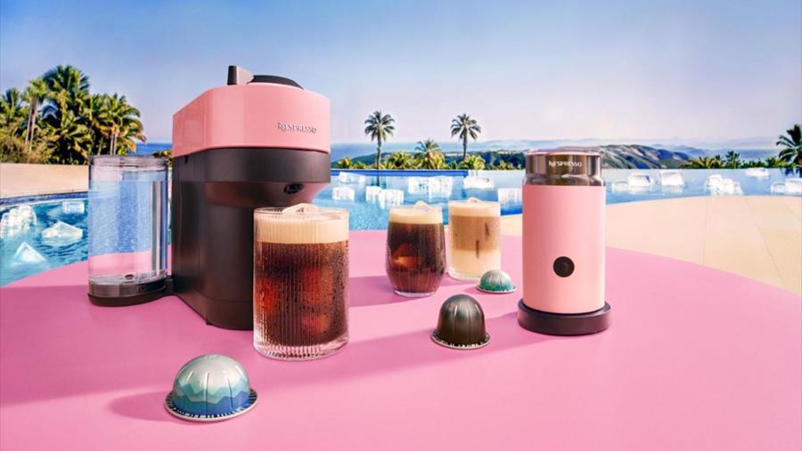 Nespresso célèbre la saison du café glacé avec sa collection été 2026