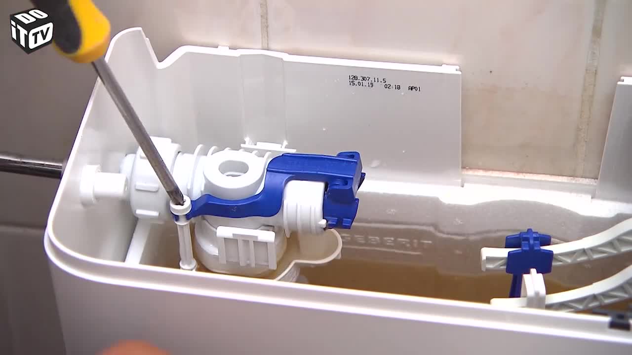 COMMENT RÉPARER UNE FUITE WC